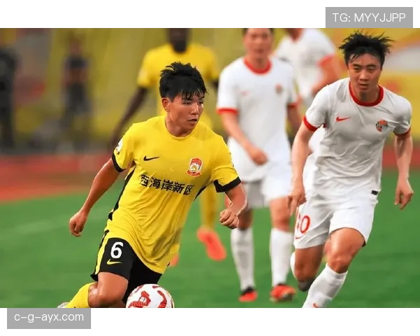 中国足球队员转会欧洲市场引关注，留洋热潮开启新机遇