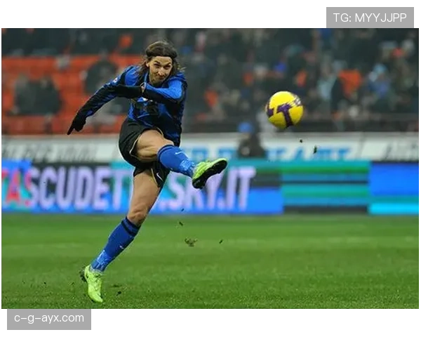 伊布职业生涯高光时刻：从默默无闻到足坛传奇的崛起之路