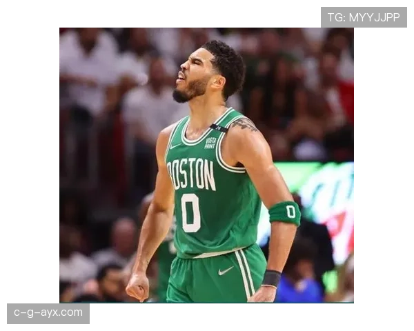 塔图姆通过挡拆拉开空间，得分效率领跑凯尔特人核心球员